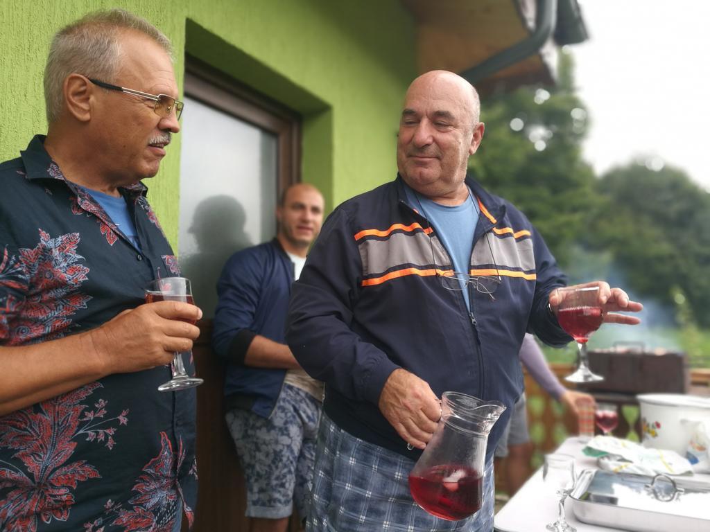Agropensiunea Valea Fagilor Luncavita Esterno foto