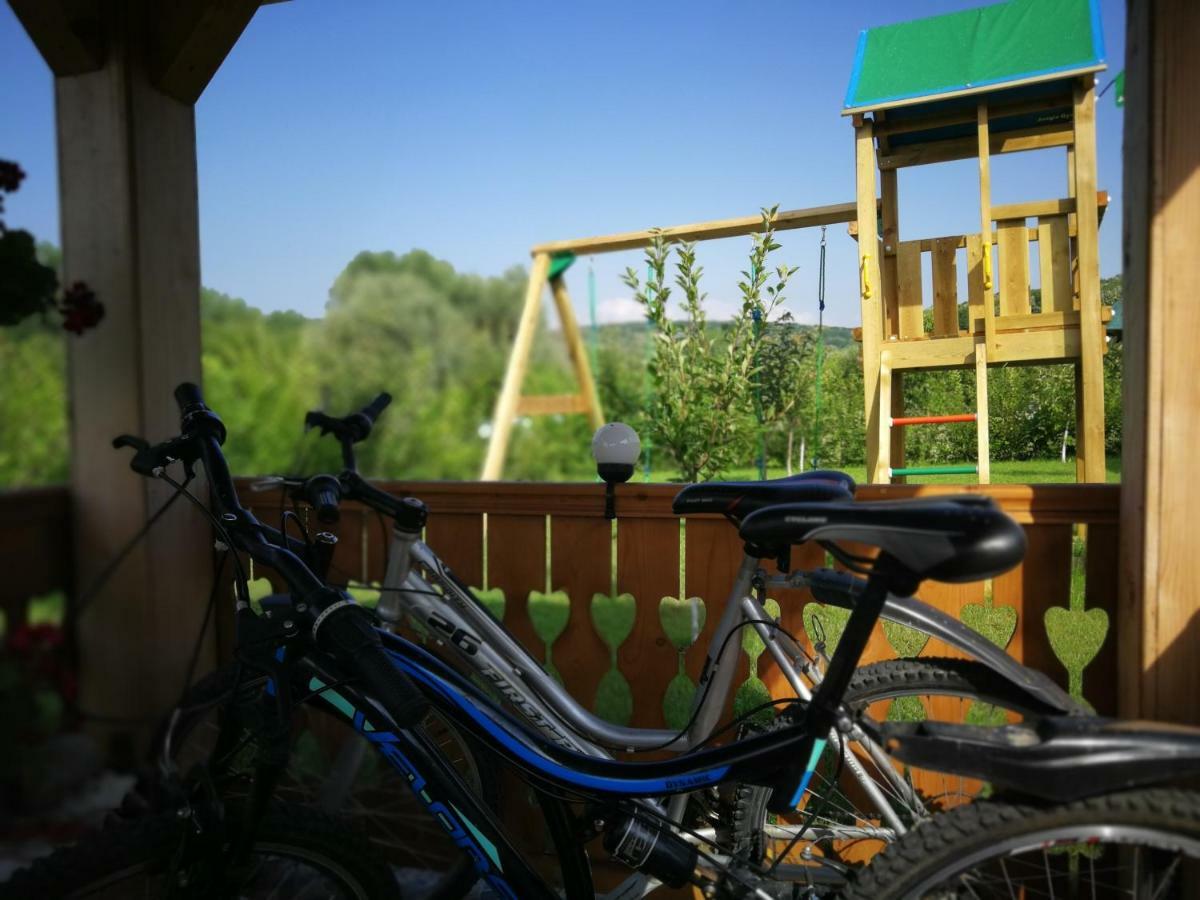 Agropensiunea Valea Fagilor Luncavita Esterno foto
